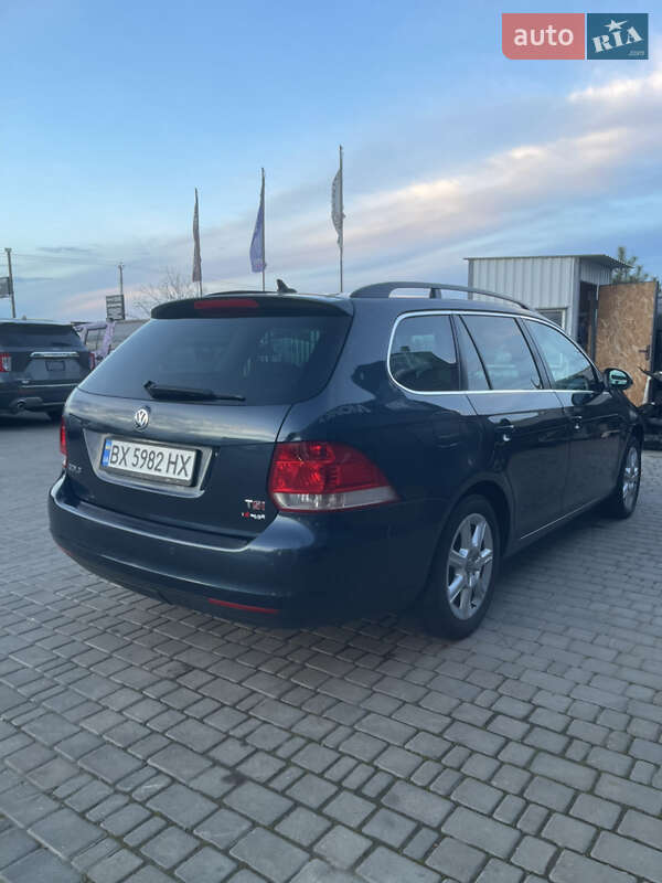 Универсал Volkswagen Golf 2009 в Одессе