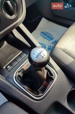 Хэтчбек Volkswagen Golf 2007 в 