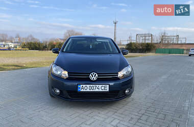 Хэтчбек Volkswagen Golf 2011 в Мукачево
