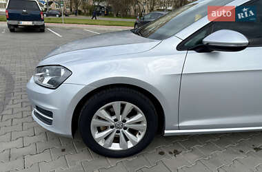 Универсал Volkswagen Golf 2016 в 