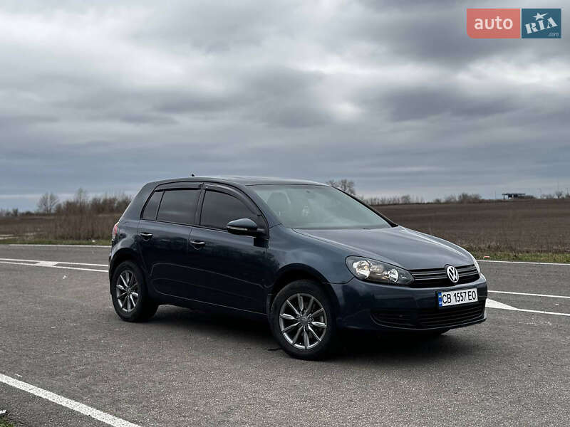 Хэтчбек Volkswagen Golf 2013 в Прилуках