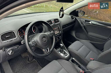 Хэтчбек Volkswagen Golf 2013 в 