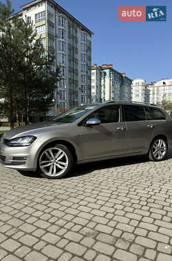 Универсал Volkswagen Golf 2015 в 