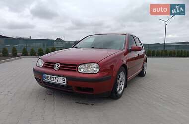 Хэтчбек Volkswagen Golf 1998 в 