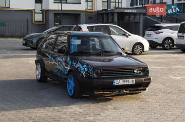 Хэтчбек Volkswagen Golf 1986 в 