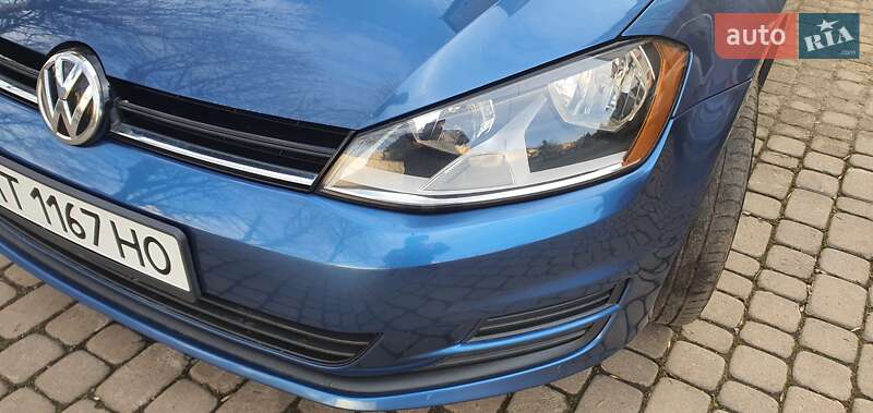 Универсал Volkswagen Golf 2015 в Ивано-Франковске