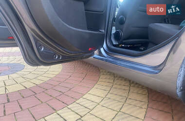 Универсал Volkswagen Golf 2010 в 