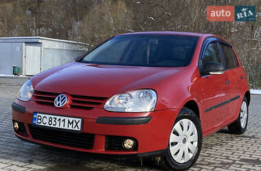 Хэтчбек Volkswagen Golf 2008 в 