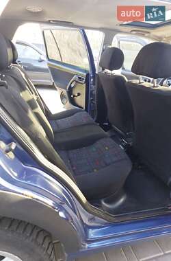 Хэтчбек Volkswagen Golf 1998 в 