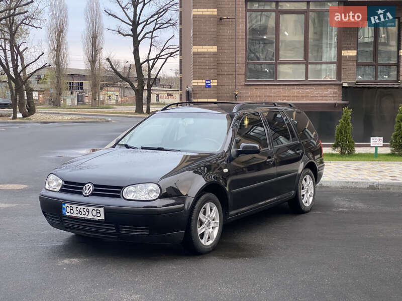 Универсал Volkswagen Golf 2000 в 