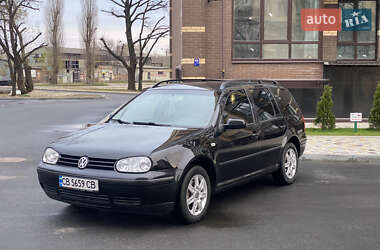 Универсал Volkswagen Golf 2000 в 