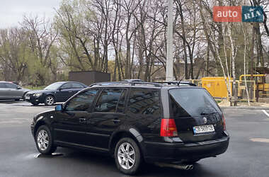 Универсал Volkswagen Golf 2000 в 