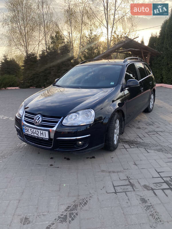 Универсал Volkswagen Golf 2008 в 