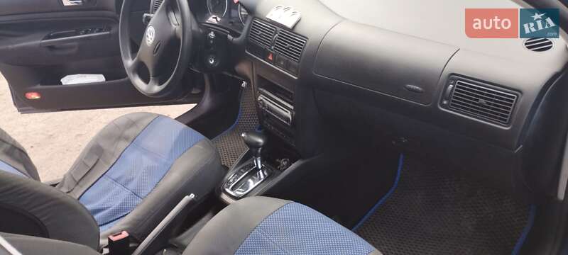 Універсал Volkswagen Golf 2003 в Ковелі