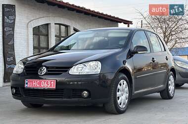 Хэтчбек Volkswagen Golf 2008 в 