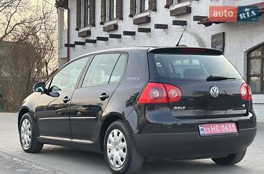 Хэтчбек Volkswagen Golf 2008 в 