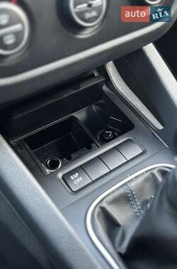 Хэтчбек Volkswagen Golf 2008 в 
