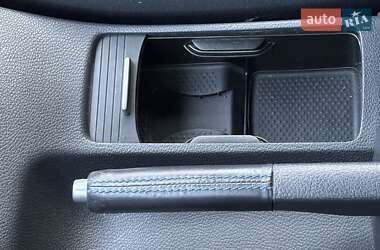 Хэтчбек Volkswagen Golf 2008 в 