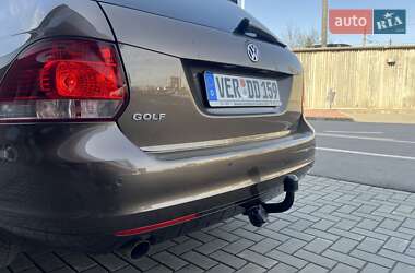 Универсал Volkswagen Golf 2013 в 