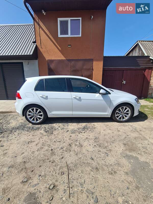 Volkswagen Golf 2014