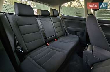 Хетчбек Volkswagen Golf 2006 в 