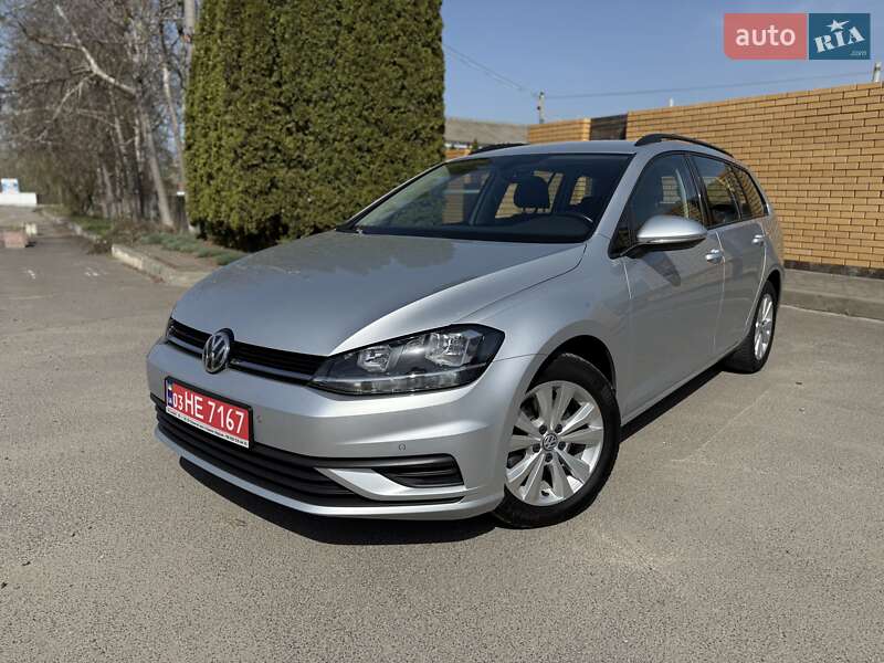 Универсал Volkswagen Golf 2018 в 