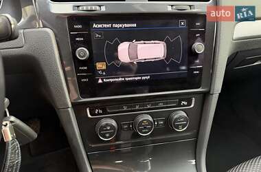 Универсал Volkswagen Golf 2018 в 