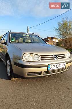 Универсал Volkswagen Golf 2004 в 