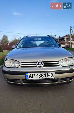 Универсал Volkswagen Golf 2004 в 