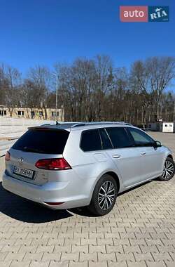 Универсал Volkswagen Golf 2016 в 