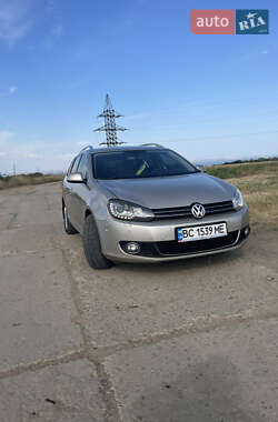 Универсал Volkswagen Golf 2012 в 