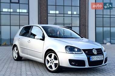 Хэтчбек Volkswagen Golf 2008 в 
