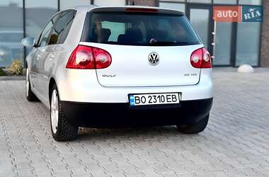 Хэтчбек Volkswagen Golf 2008 в 