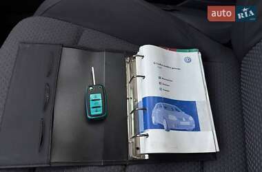 Хэтчбек Volkswagen Golf 2008 в 