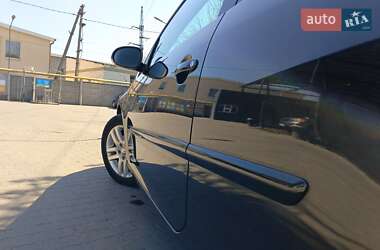 Хэтчбек Volkswagen Golf 2006 в 