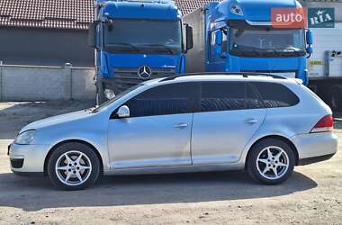 Універсал Volkswagen Golf 2008 в 