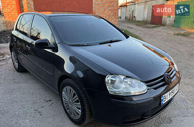 Хэтчбек Volkswagen Golf 2004 в 