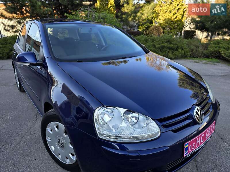 Хэтчбек Volkswagen Golf 2008 в Полтаве