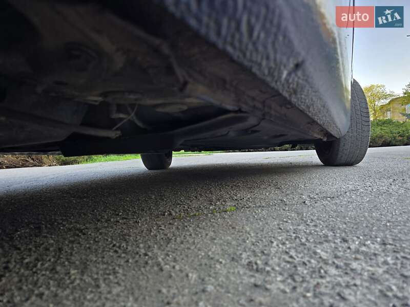 Хэтчбек Volkswagen Golf 2008 в Полтаве