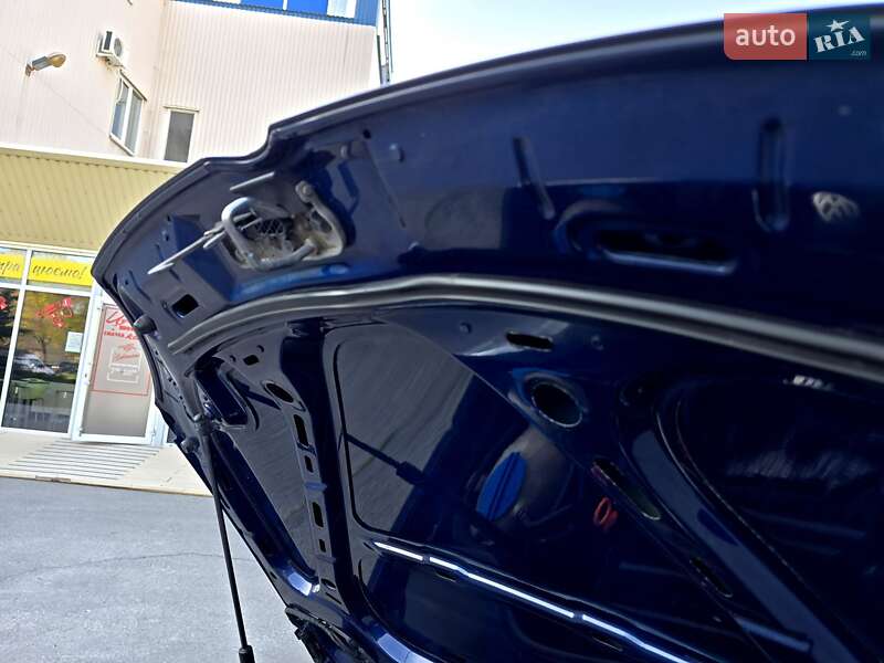Хэтчбек Volkswagen Golf 2008 в Полтаве