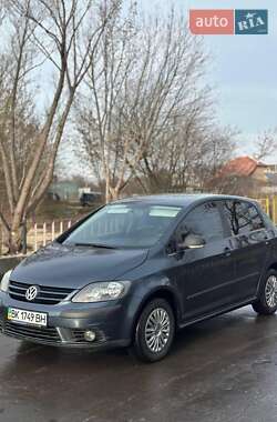 Хетчбек Volkswagen Golf 2007 в 