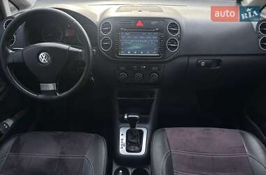 Хетчбек Volkswagen Golf 2007 в 