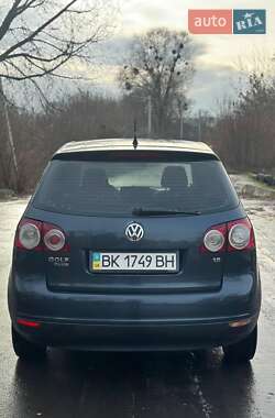 Хетчбек Volkswagen Golf 2007 в 