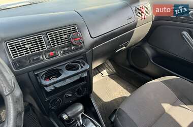 Универсал Volkswagen Golf 1999 в 
