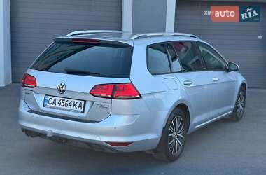 Универсал Volkswagen Golf 2016 в 
