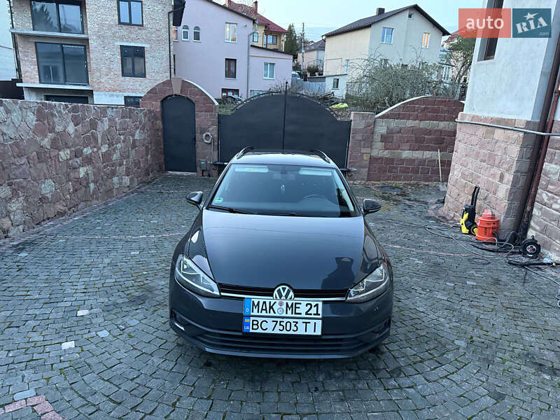 Универсал Volkswagen Golf 2017 в Тернополе