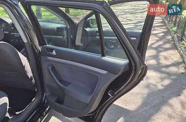 Універсал Volkswagen Golf 2009 в 