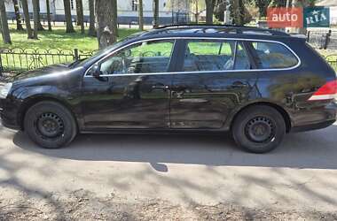 Універсал Volkswagen Golf 2009 в 