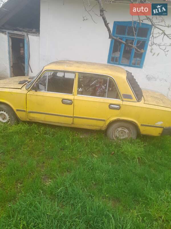 Хэтчбек Volkswagen Golf 1989 в Черновцах