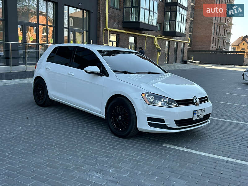 Хетчбек Volkswagen Golf 2016 в Полтаві